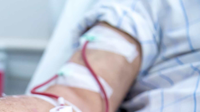 Paciente entra em coma após receber ácido durante hemodiálise em clínica do RJ
