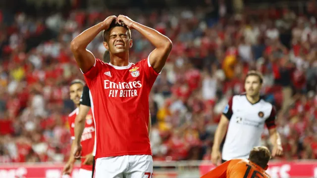
                    Oficial: Não entrava nas contas de Marco Silva no Benfica e ruma à I Liga
                