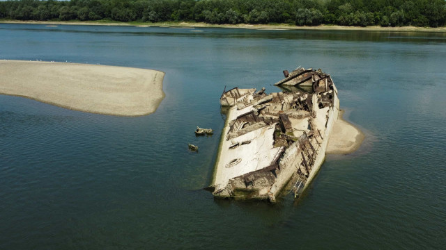 Seca no Danúbio revela barcos da Segunda Guerra Mundial