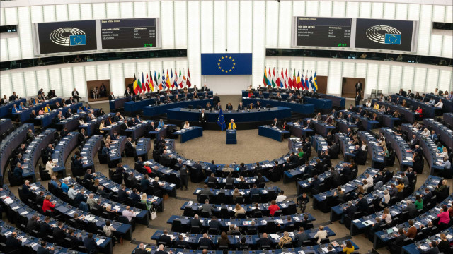 Cerca de 50 eurodeputados aparecem em pornografia 'deepfake