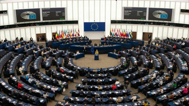 Cerca de 50 eurodeputados aparecem em pornografia ‘deepfake”