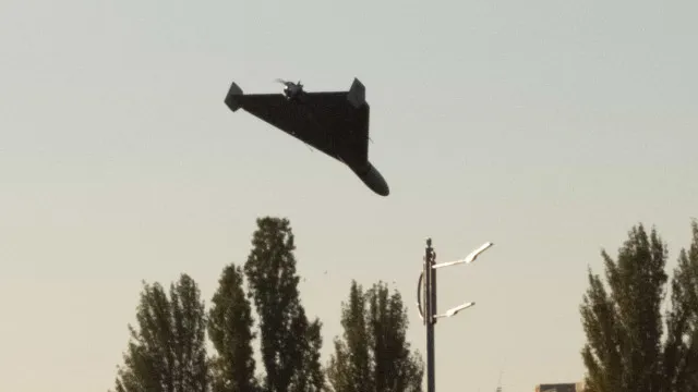 
                    Caça F-16 romeno destrói drone com explosivos atribuído à Rússia
                