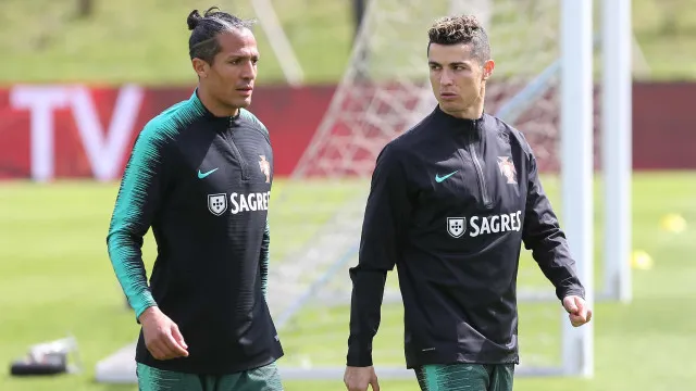 Bruno Alves aponta o dedo aos críticos de CR7: "Ídolos são intemporais"