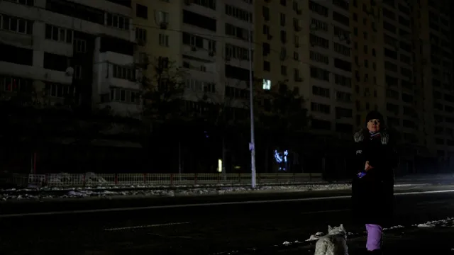Rússia volta a atacar rede energética da Ucrânia. Há um morto