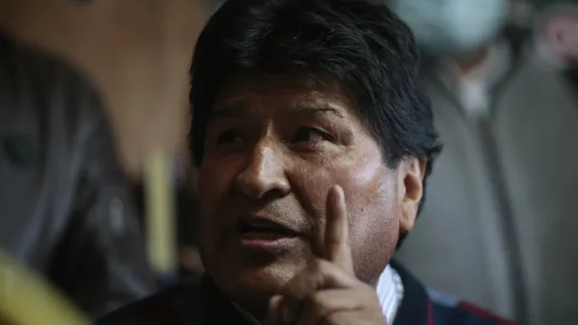 Ex- Presidente da BolÃvia diz nÃ£o se intimidar com ordem de captura