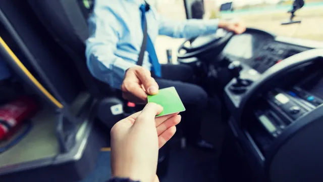 Aprovado projeto do PS que cria suplemento de 25% para motoristas de transportes