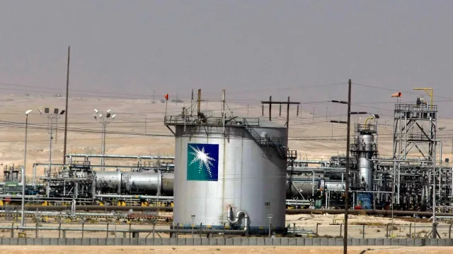 
                    Lucro da saudita Aramco sobe mais de 25% no 1.º trimestre
                