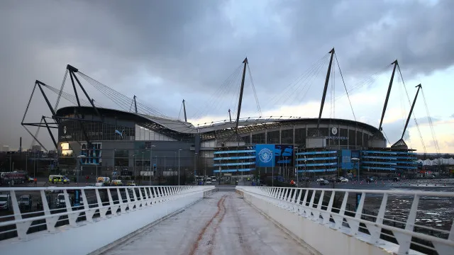 
                    Cerco aperta-se ao Manchester City: 