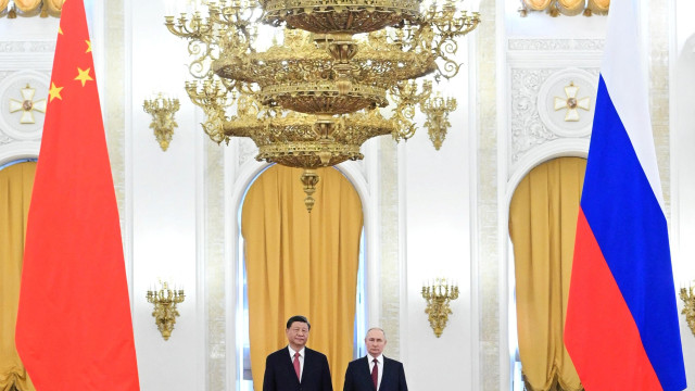 Xi Jinping no Kremlin para encontro formal com Putin. Veja as imagens