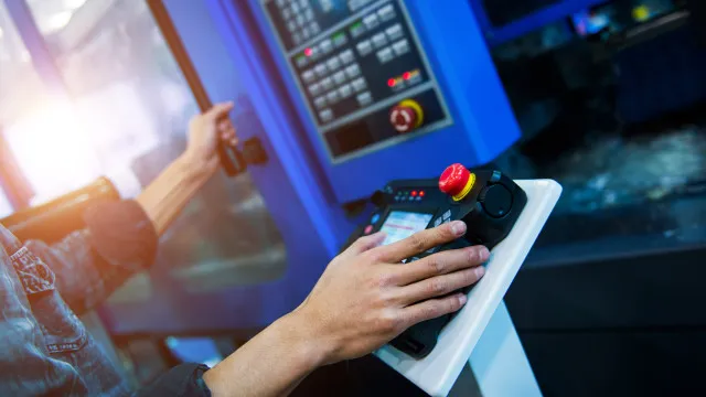 
                    Preços na produção industrial descem 1,9% no primeiro trimestre
                