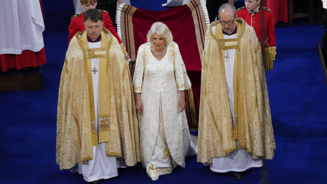 Netos da rainha Camilla contaram com um papel especial na coroação