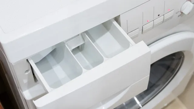 Detergente líquido ou em pó? Descobrimos qual é o que lava melhor a roupa