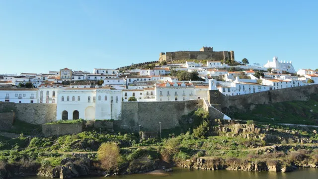 
                    Câmara de Mértola investe 1,4 milhões em seis novas habitações
                