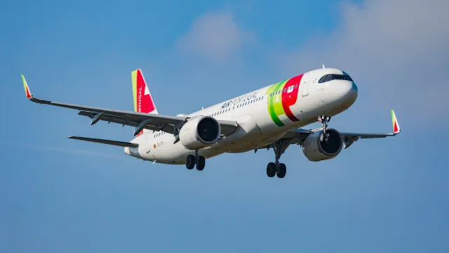 
                    Avião da TAP com destino a Boston desviado para os Açores 