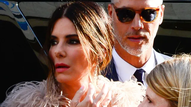 
                    Sandra Bullock: 