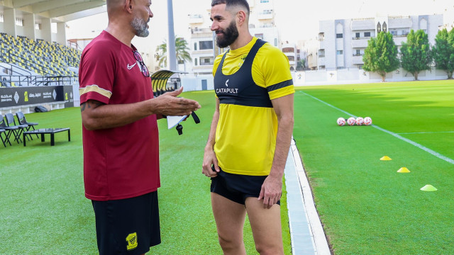 Ex-Benfica Radonjic inicia (com golaço!) vitória do Torino na Taça