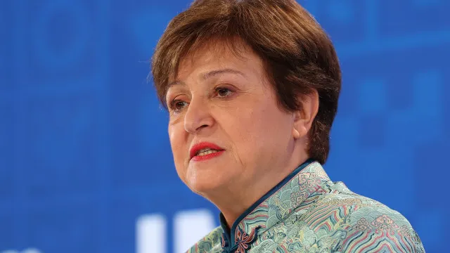 
                    FMI diz que choque energético é global e 