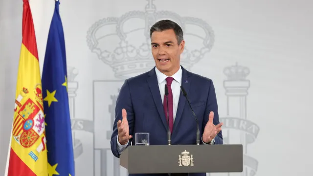 
                    Pedro Sánchez diz ser 