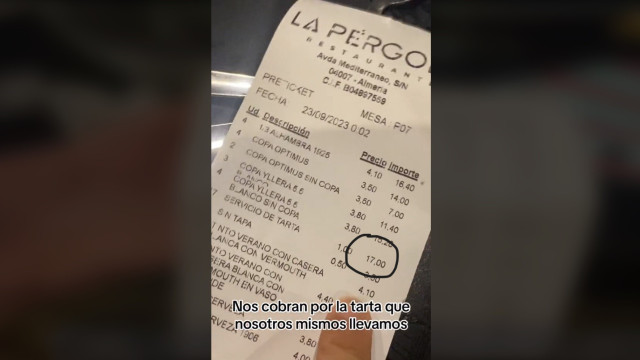Cobram 17 euros a cliente que levou bolo de aniversário para restaurante