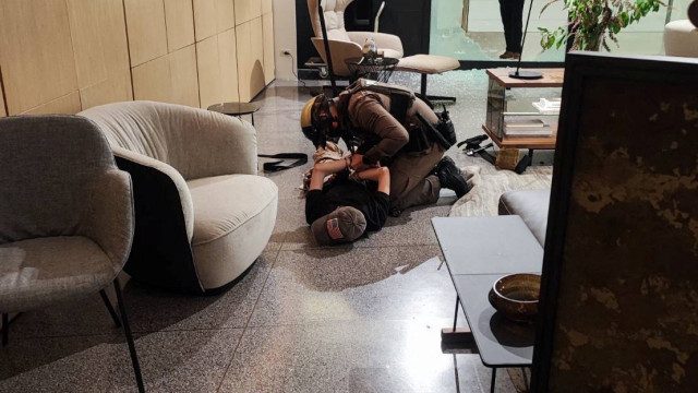 Tiroteio em shopping de Banguecoque faz três mortos e cinco feridos