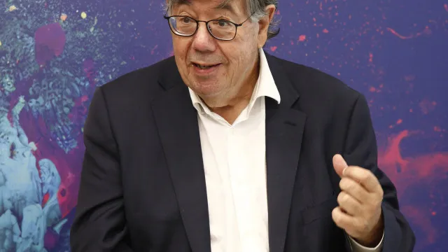 
                    Cientista Carlos Fiolhais critica uso da religião como oposição à ciência
                