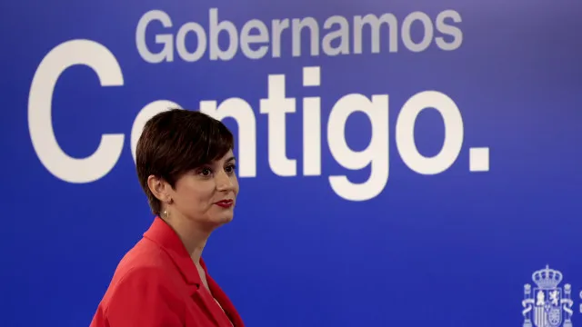 
                    Ministros espanhóis apelam a pressão popular para validar medidas da habitação
                