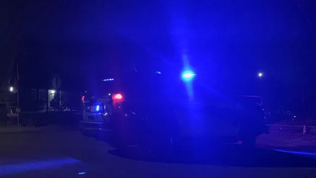 "Ajudem-me". Mulher resgatada após ficar 3 dias presa em lama nos EUA