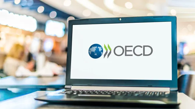 InflaÃ§Ã£o na OCDE abranda para 4,2% com queda temporÃ¡ria na energia