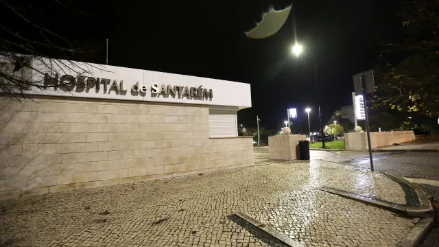 
                    Mulher foge duas vezes do Hospital de Santarém em apenas dois dias 
                