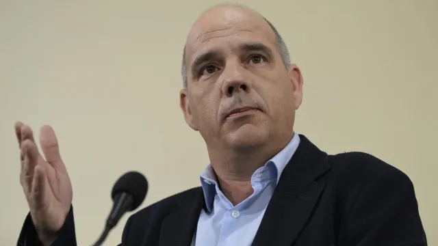 PCP promete alternativa e diz que Governo "só merece censura"