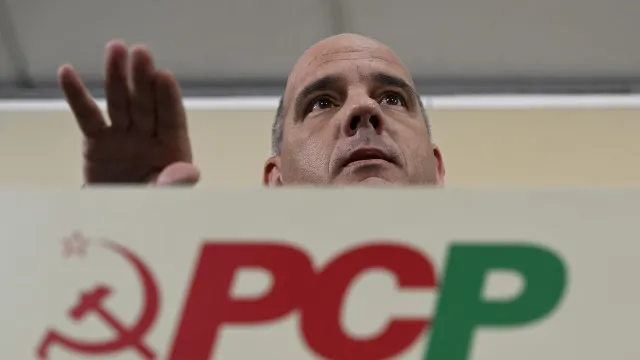 PCP requer audição urgente do ministro da Agricultura no Parlamento