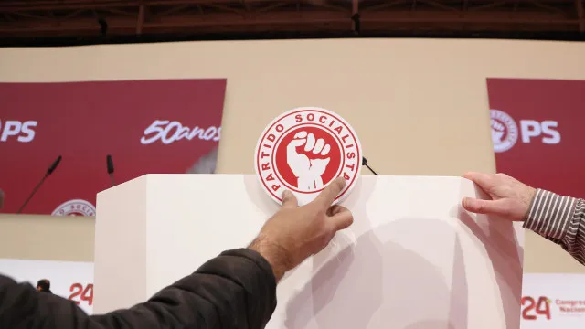 
                    PS questiona Governo sobre 