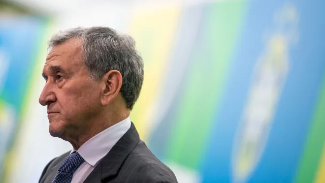 Carlos Alberto Parreira, ex-campeão do mundo, hospitalizado com cancro