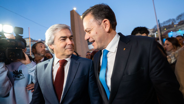 Montenegro e Melo em campanha a Norte. Restantes líderes no Centro e Sul