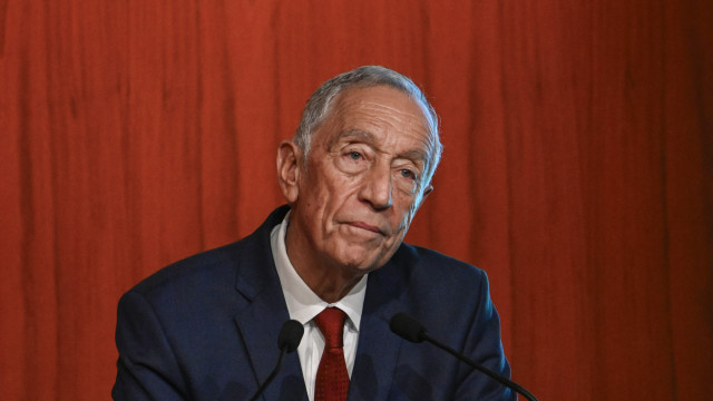 Marcelo expressa pesar a Felipe VI por acidente ferroviário em Espanha