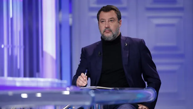 'Vice' italiano pede a extrema-direita que continue legado de Orbán