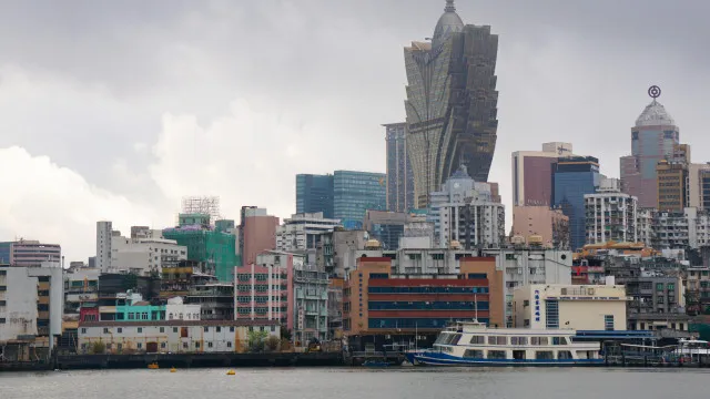 
                    Três jornalistas de Macau vão a julgamento e arriscam prisão
                