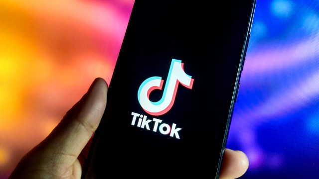 TikTok anunciou que vai cumprir interdição imposta a jovens na Austrália