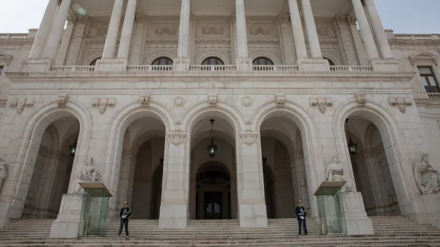 
                    Lisboa. Homem que atirou 