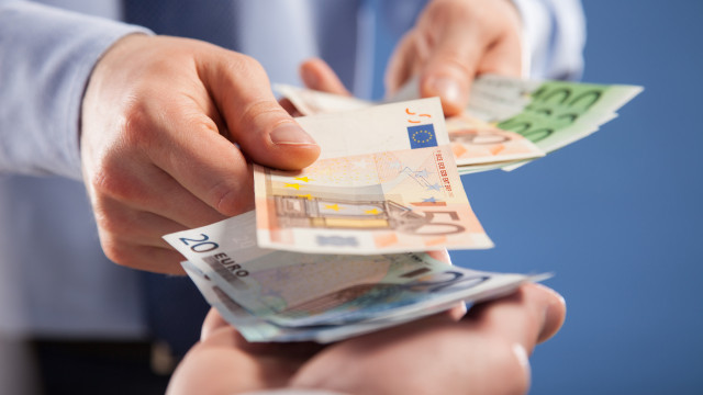 Finanças garantem: Prémio salarial de 2026 começa a ser pago hoje