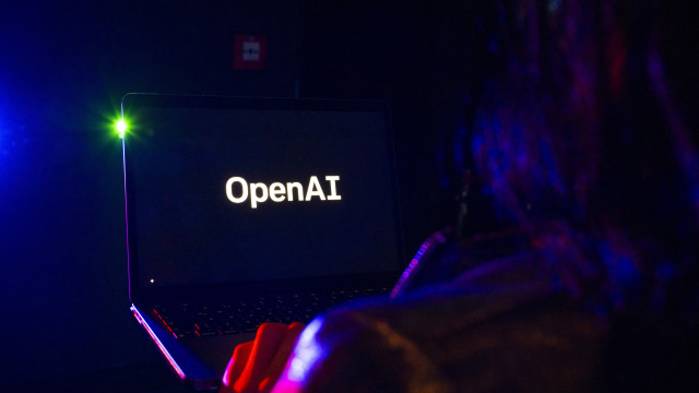 OpenAI: "Não temos intenção de criar pornografia gerada por IA"