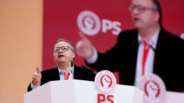 
                    Francisco Assis anuncia que não continua no Secretariado Nacional do PS
                
