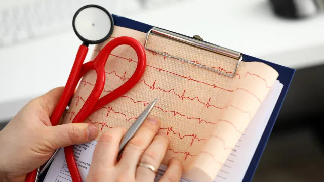 
                    Descartada relação entre mortes e lista de espera para cirurgia cardíaca
                