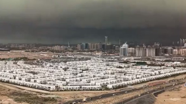 Em 24h, choveu o equivalente a dois anos no Dubai. Veja as imagens