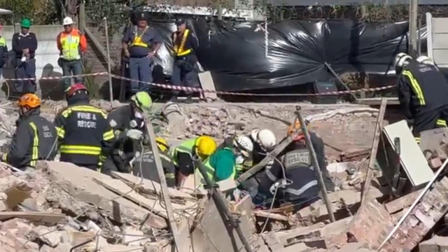 "Milagre". Homem resgatado 5 dias após queda de edifício na África do Sul