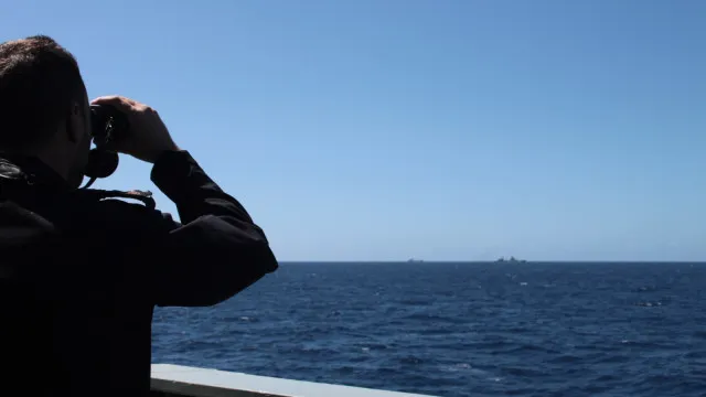 
                    França intercetou navio suspeito de integrar a 