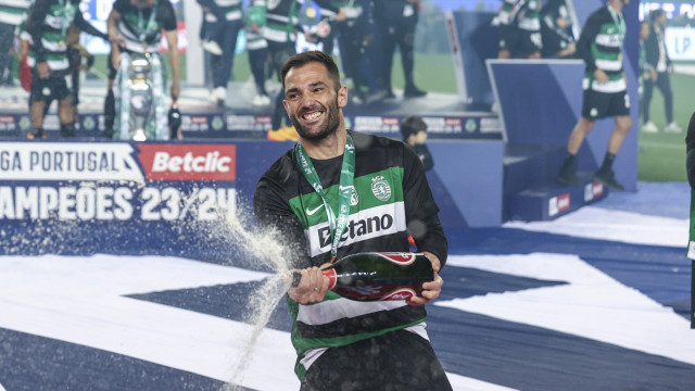 Adán 'abre o livro'. Da saída do Sporting ao clube ideal para Gyokeres