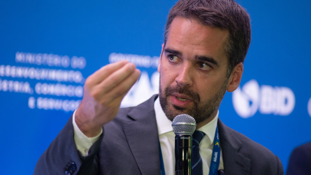 Eduardo Leite expressa desencanto e reprova indicação de Caiado pelo PSD