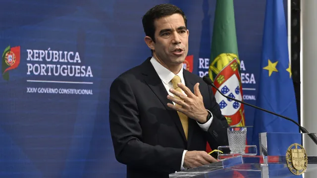 
                    Governo aprova medidas para empresas, mas IVA zero 