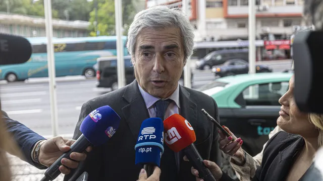 Chega quer ouvir Nuno Melo e NTG sobre compra de fragatas